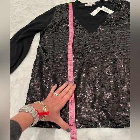 CARYN VALLONE NWT Black cotton & sequin V neck sweater size medium - Picture 8 of 9